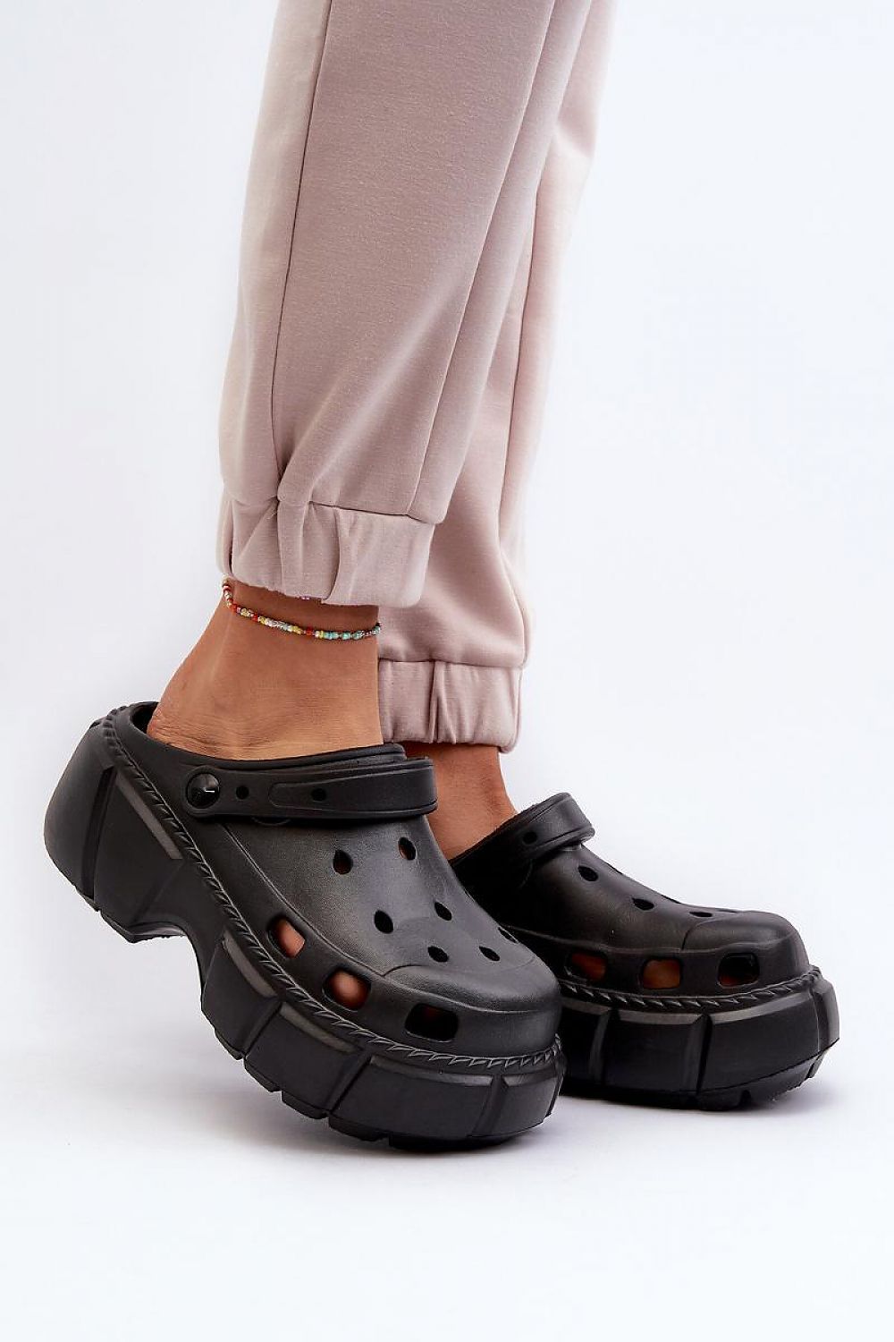 Flip-flops model 196683